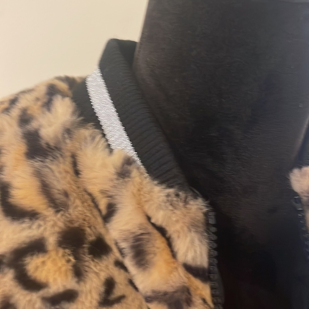 Girls Gyth bomber - Picture 2 of 6